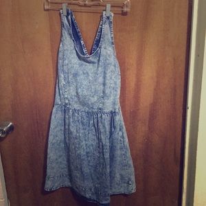 Denim dress. 😍
